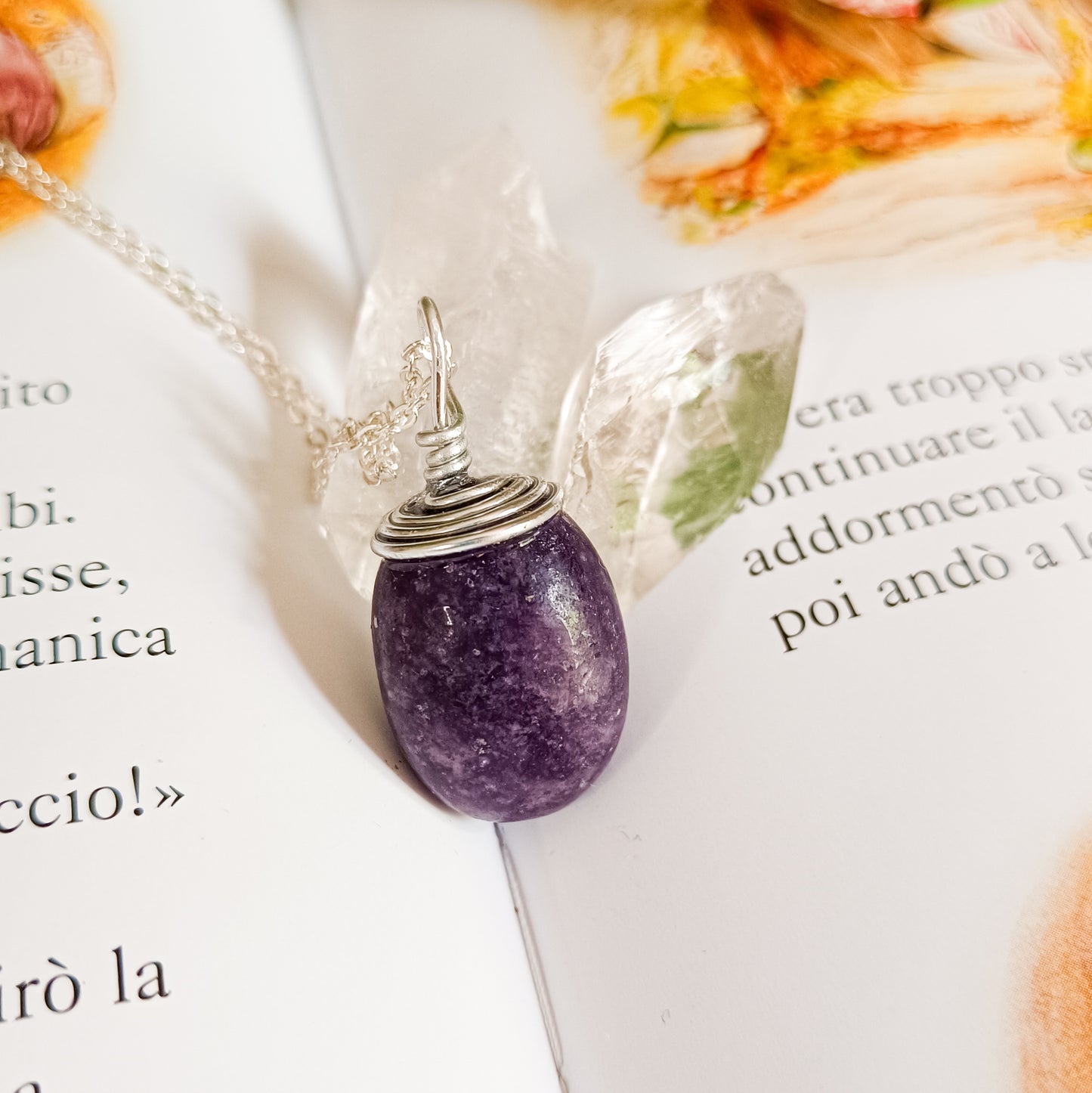 COLLANA CON CRISTALLO IN LEPIDOLITE