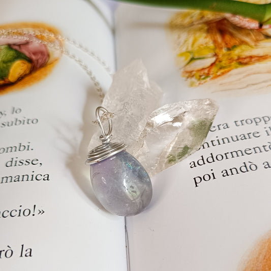 COLLANA CON CRISTALLO IN FLUORITE VIOLA/BLU